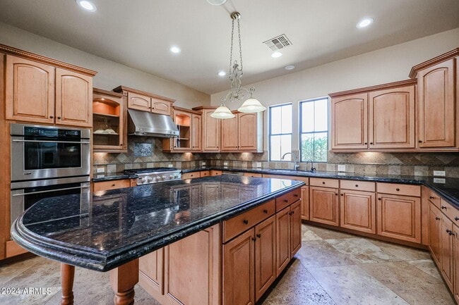 Building Photo - 17813 N 57th Pl