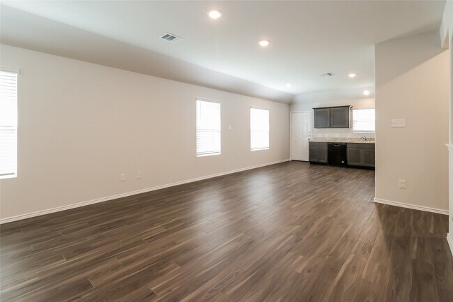 Building Photo - 2417 Bull Trout Dr