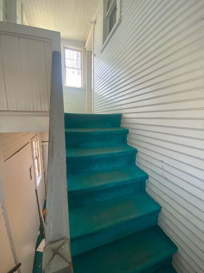 Building Photo - 1116 N Central Ave