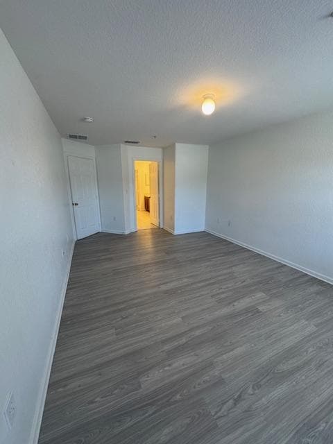 Building Photo - 3073 Ashland Ln N