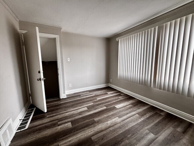 Building Photo - 8161 Bliss Ave