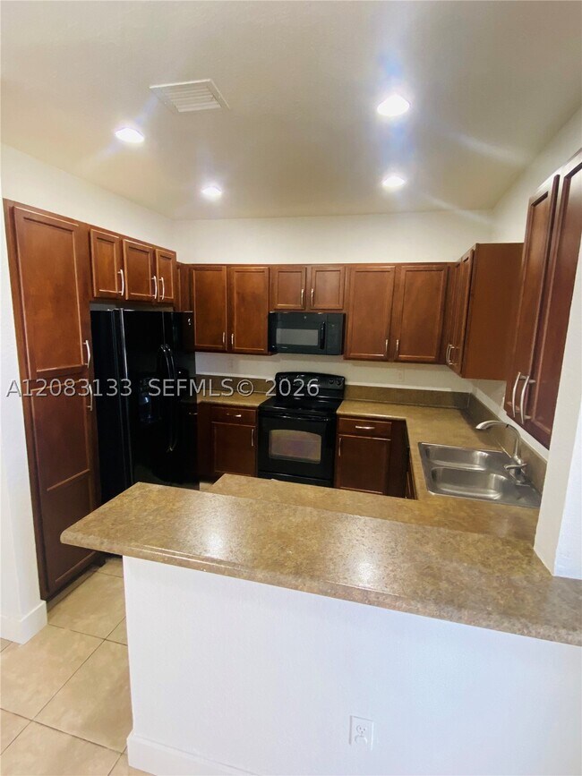 Building Photo - 21401 NW 13th Ct