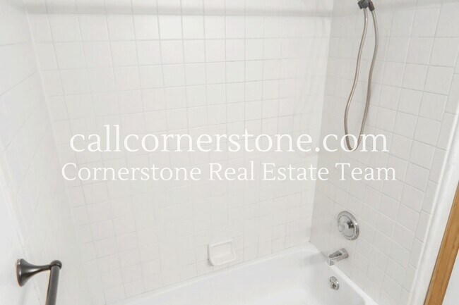 Building Photo - 5312 Luster Dr