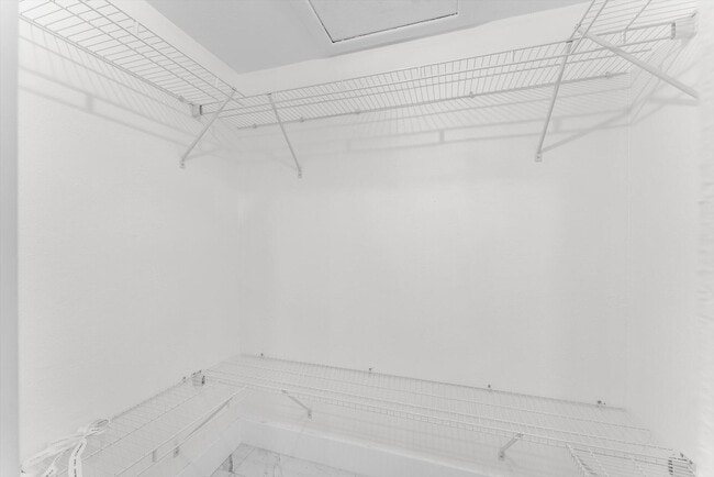 Building Photo - 265 Cape Cod Cir