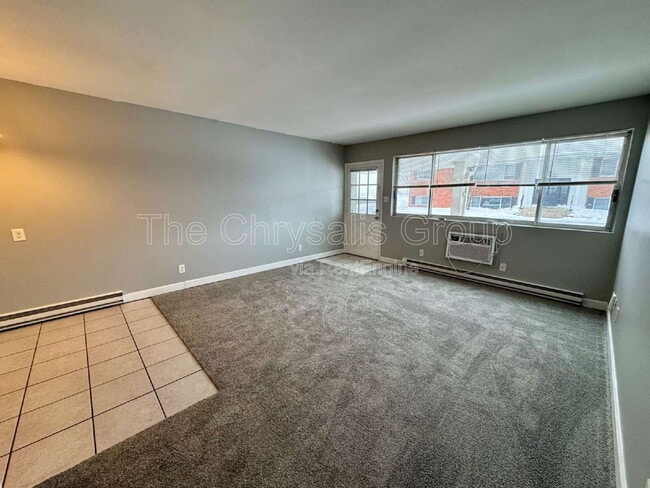 Building Photo - 1455 Catherine St