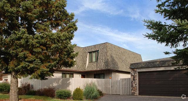 Building Photo - Crabtree Park Townhomes