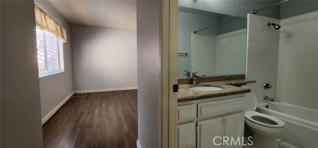 Building Photo - 1170 Loxley Pl