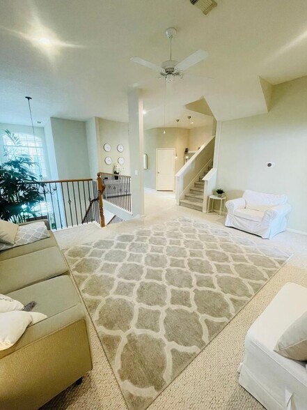 Building Photo - 5457 Fairdale Ln