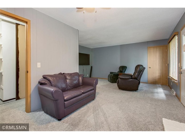 Building Photo - 4826 Grenwich Way N