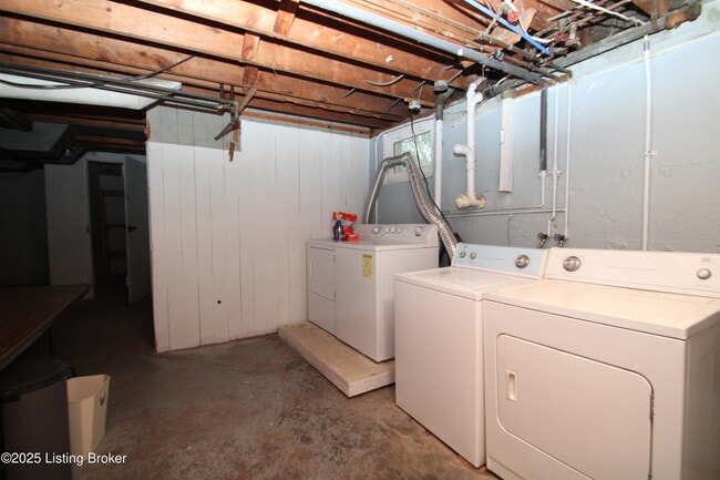 Building Photo - 514 Macon Ave