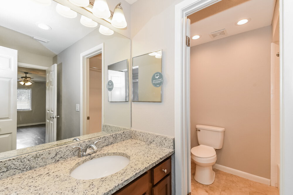 Building Photo - 10335 Arrow Forest Ct