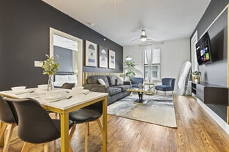 Building Photo - 5725 Town and Country Blvd