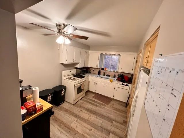 Kitchen - 1725 Brookview Blvd