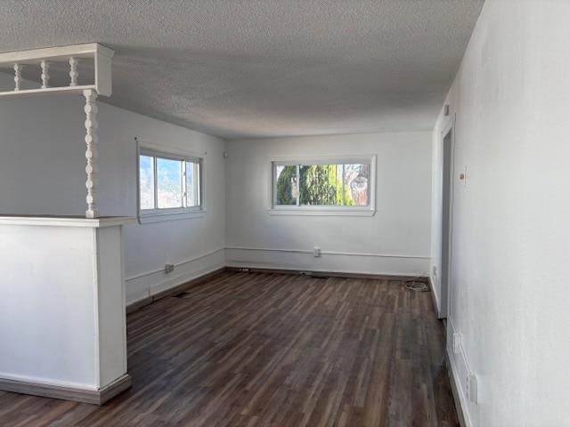 Building Photo - 511 W Topeka Ave