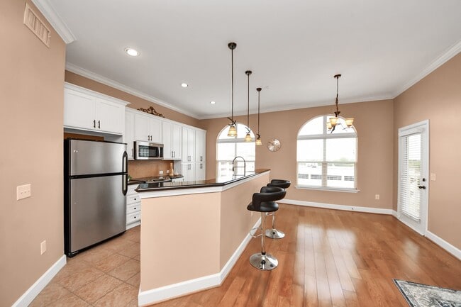 Building Photo - 2203 Dorrington St