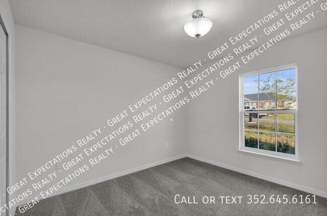 Building Photo - 678 Walkertown Dr