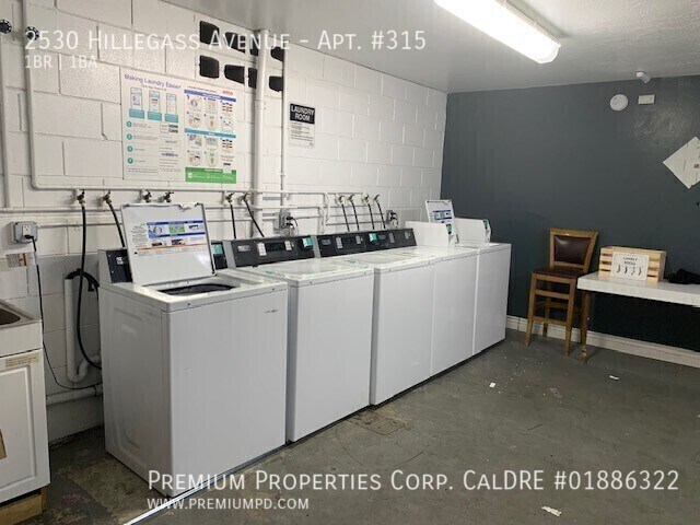 Building Photo - 2530 Hillegass Ave