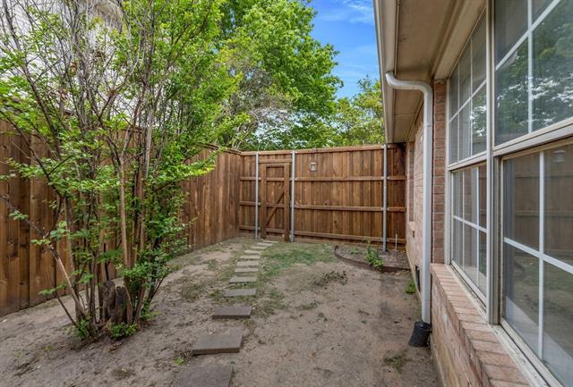 Building Photo - 9817 Belfort Dr