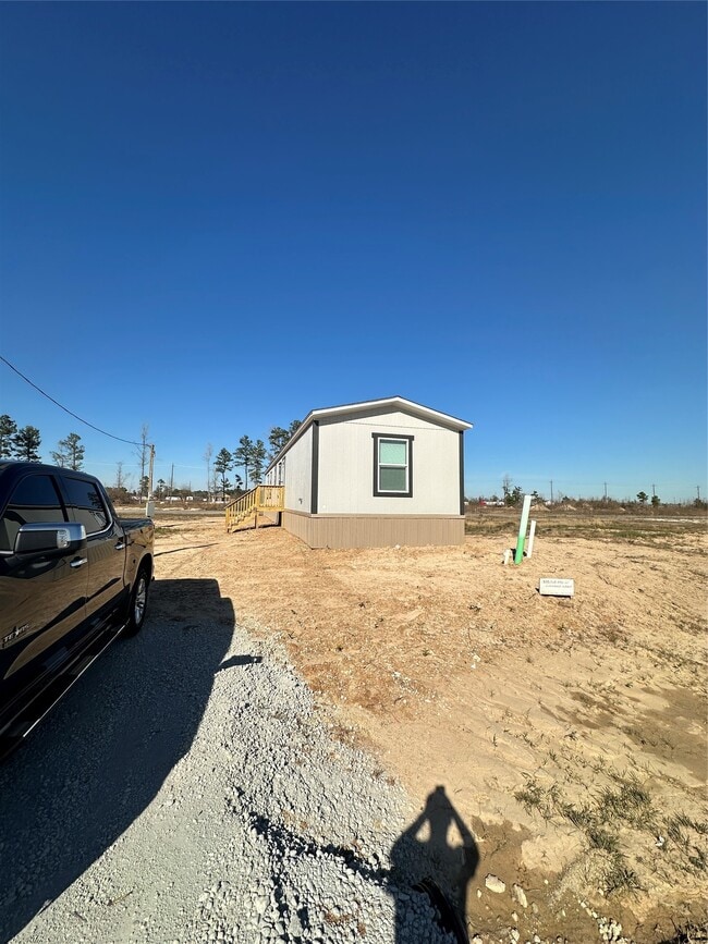 Building Photo - 335 Rd 5914-10