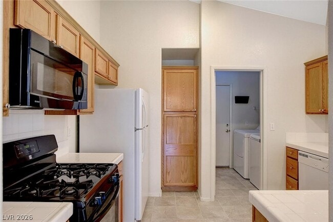 Building Photo - 1843 Thunder Mountain Dr