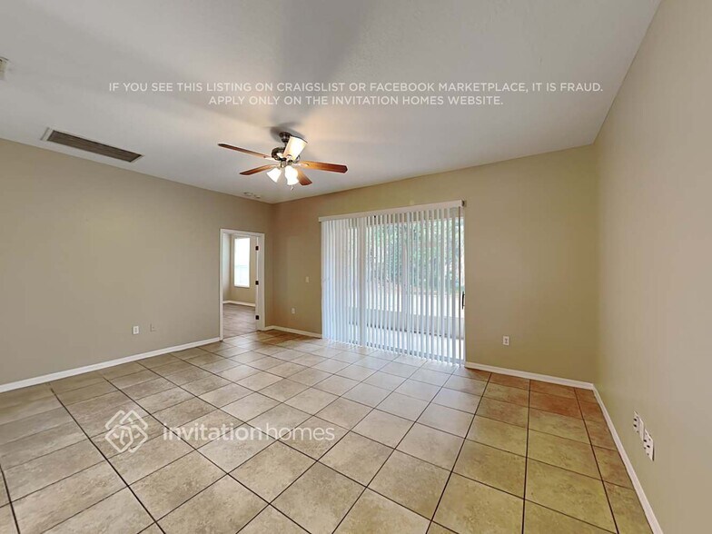 Building Photo - 555 Bluff Pass Dr