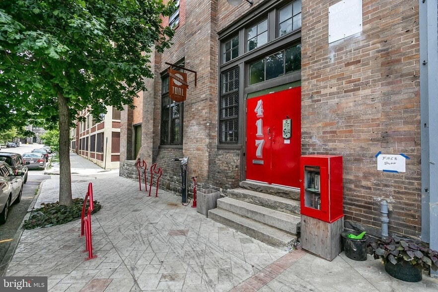 Building Photo - 1602 Latrobe St