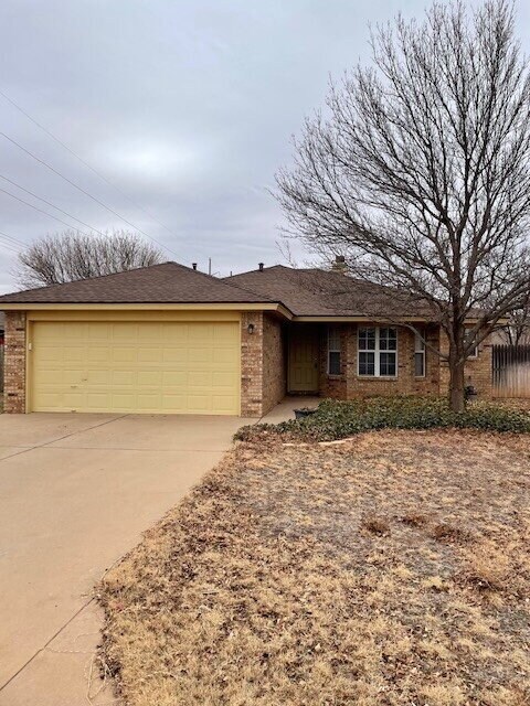 Building Photo - "Charming 3-Bedroom Lubbock Home with Cozy...