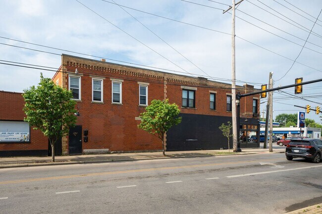 Building Photo - 960-968 Parsons Ave and 531-535 Whittier S...