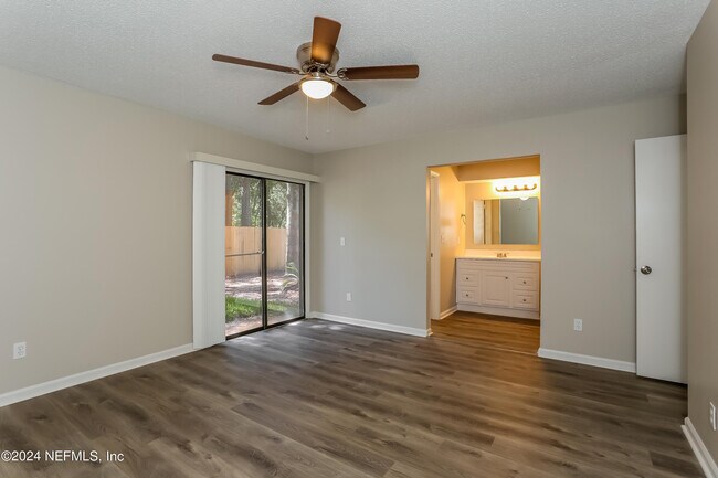 Building Photo - 4506 Whispering Inlet Dr