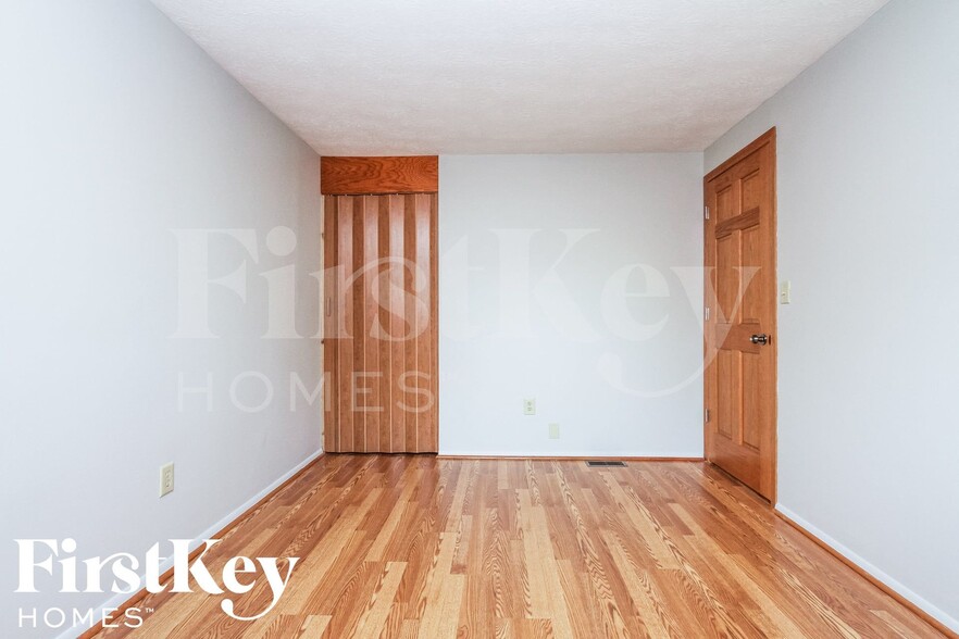 Building Photo - 6702 Revere Ln