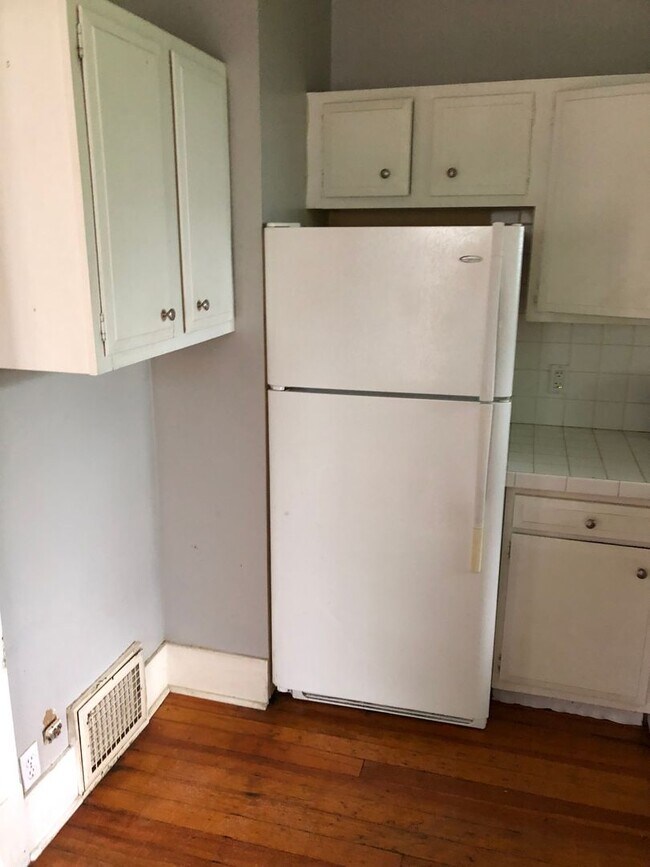 Building Photo - 119 N Normal St