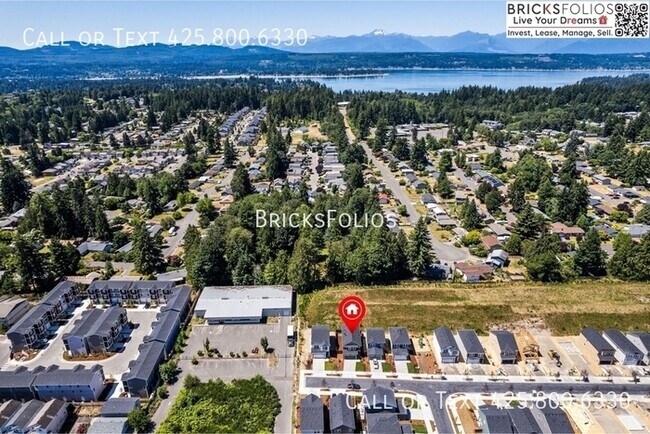 Building Photo - Exceptional Bremerton Home with Close to JBLM!