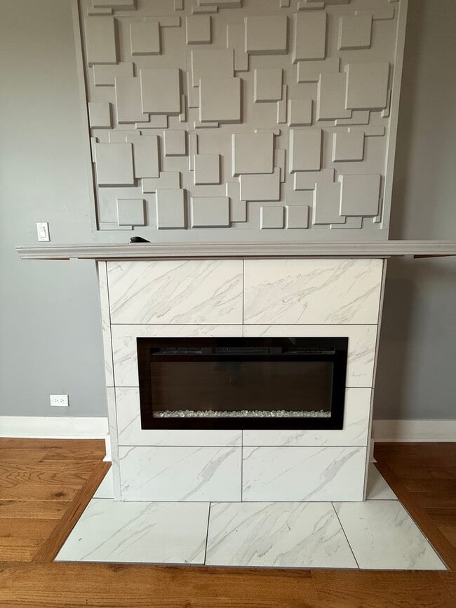 Building Photo - 438 E 49th St