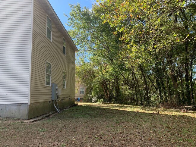 Building Photo - Nestled on a quiet dead-end street, 773 offers a peaceful retreat with the comfort and convenienc...