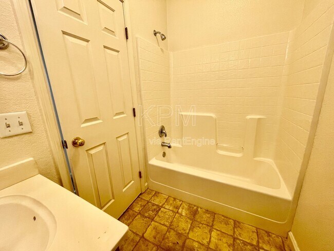 Building Photo - 3908 Lembert Dome Ct