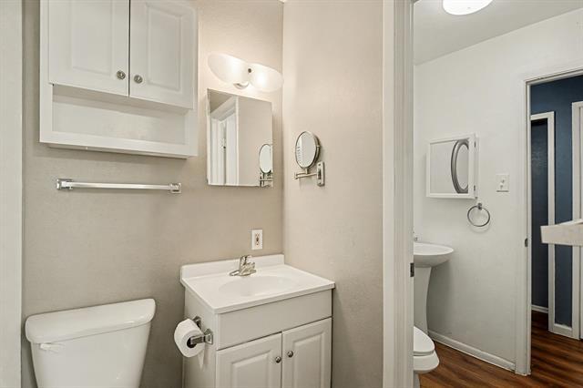 Building Photo - 1202 Crane Dr