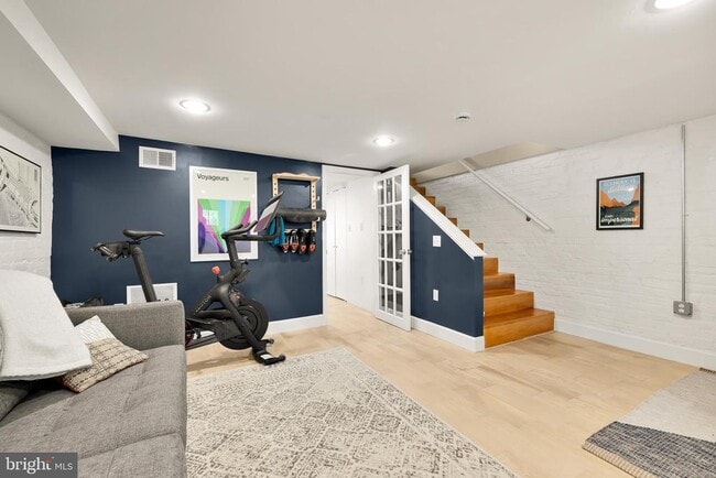 Building Photo - 407 Delafield Pl NW