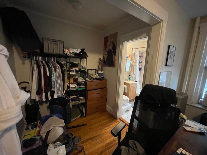 Building Photo - 28 Quint Ave