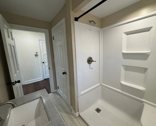 Building Photo - 214 O Bannon Ave