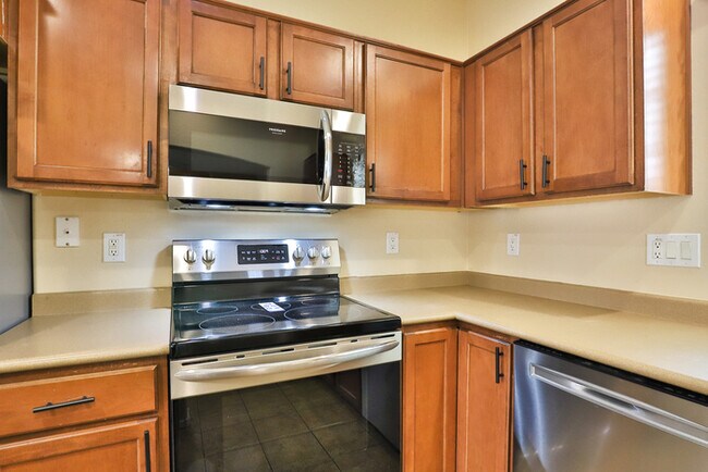 Building Photo - 501 N Citrus Ln