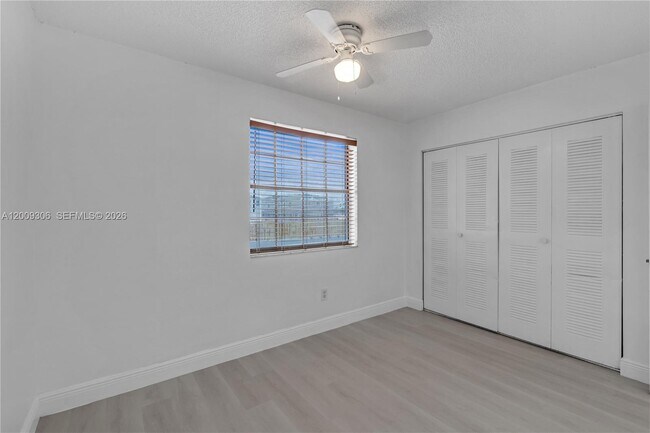 Building Photo - 1403 S Liberty Ave