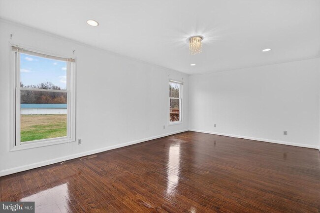 Building Photo - 20040 Bobwhite Ln