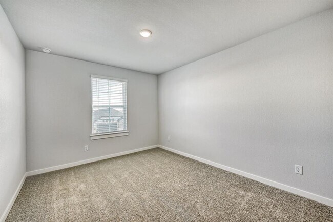 Building Photo - 3208 Canyon River Ln