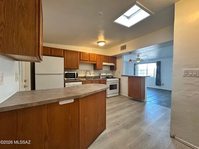 Building Photo - 4049 N Ray Pl