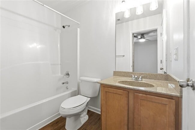 Building Photo - 1709 Caswell Pkwy