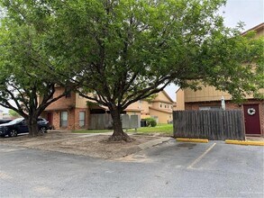 Building Photo - 6800 N 23rd St