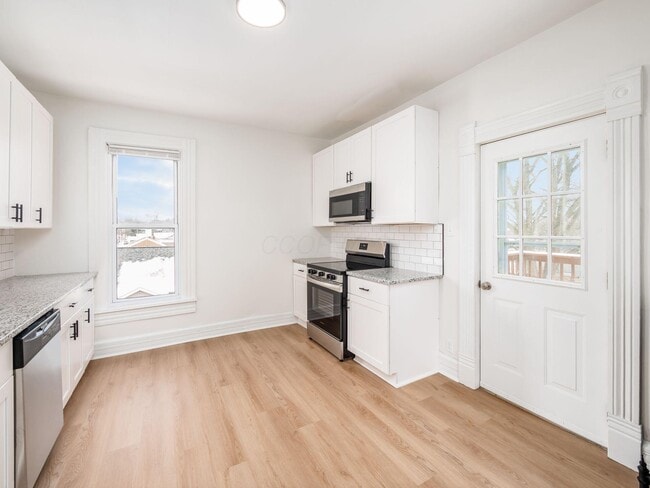 Building Photo - 49 S Liberty St