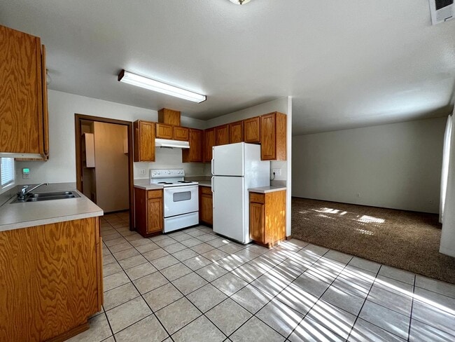 Building Photo - 3614 Fairbanks Ave