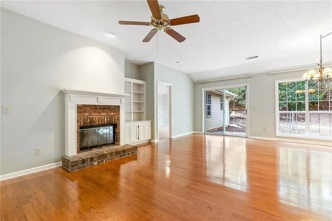 Building Photo - Overwood - Auburn