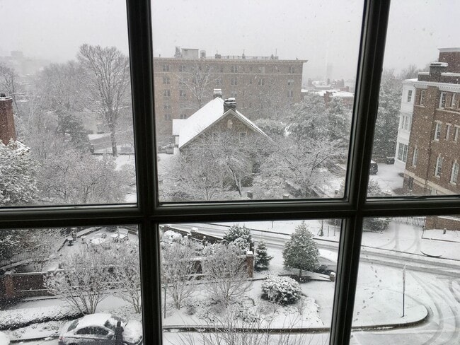 Building Photo - 2125 S St NW